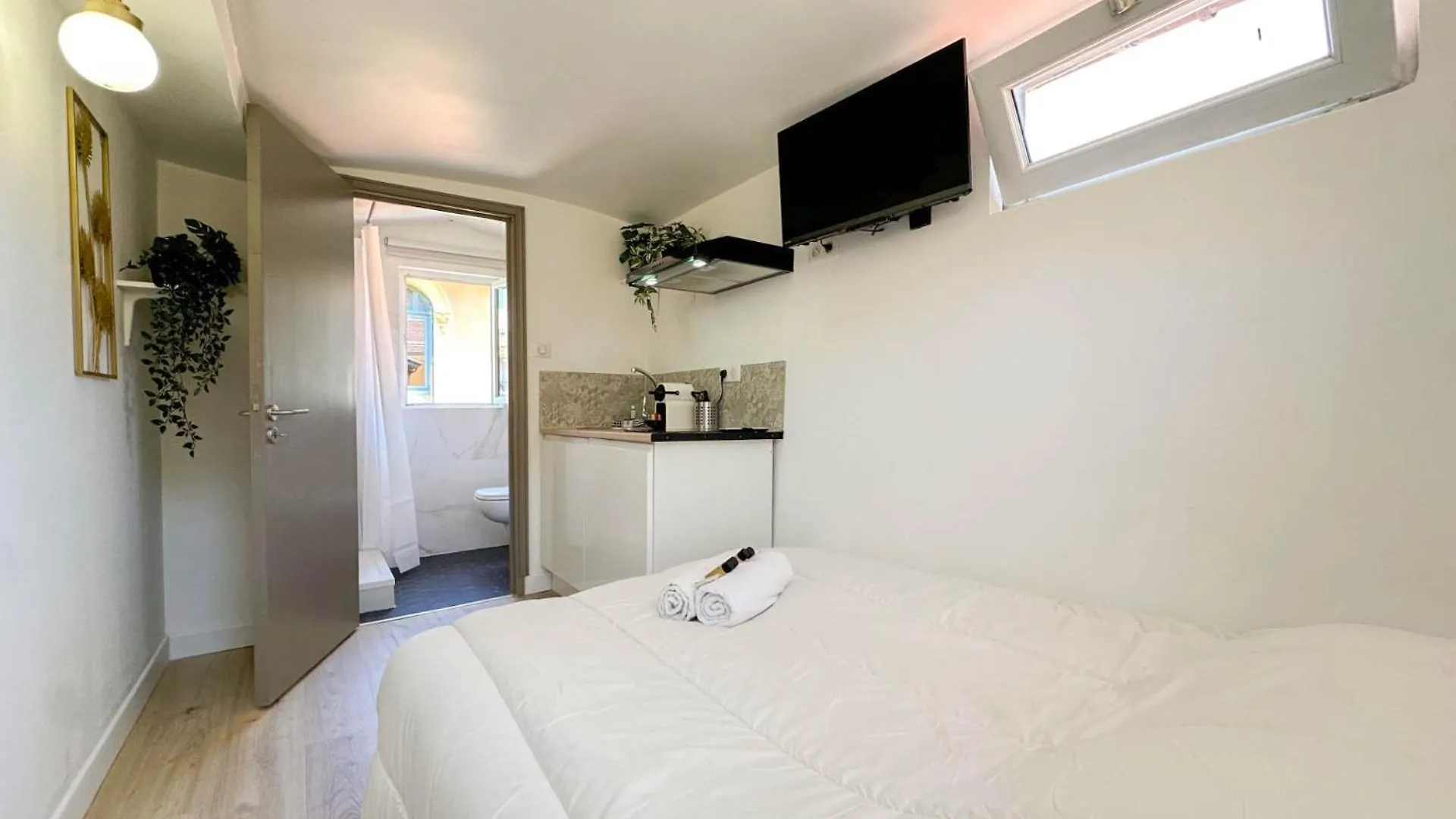 Hotel apartamentowy Hotel Les Orangers Nicea