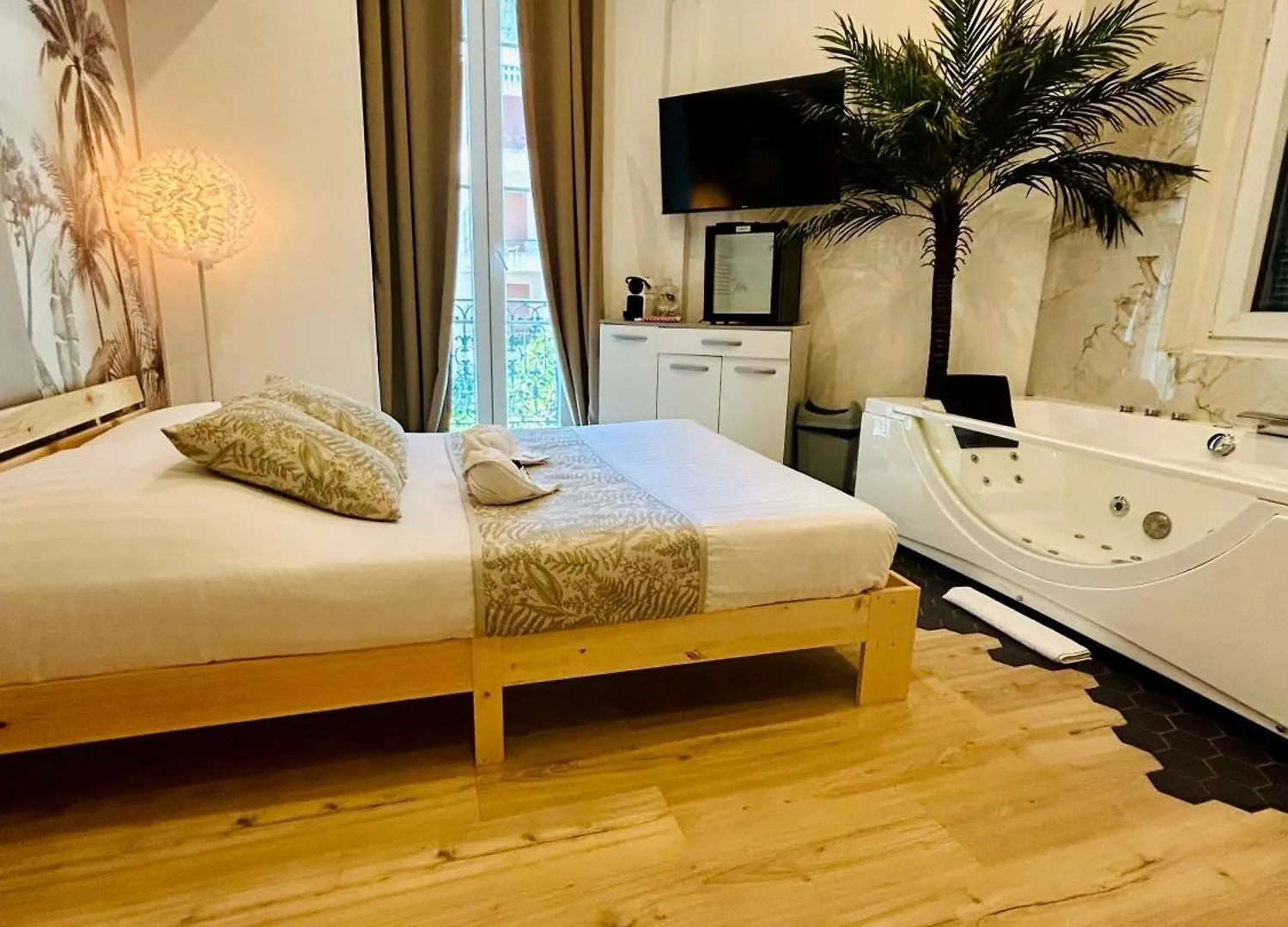 Hotel Les Orangers Nicea Hotel apartamentowy