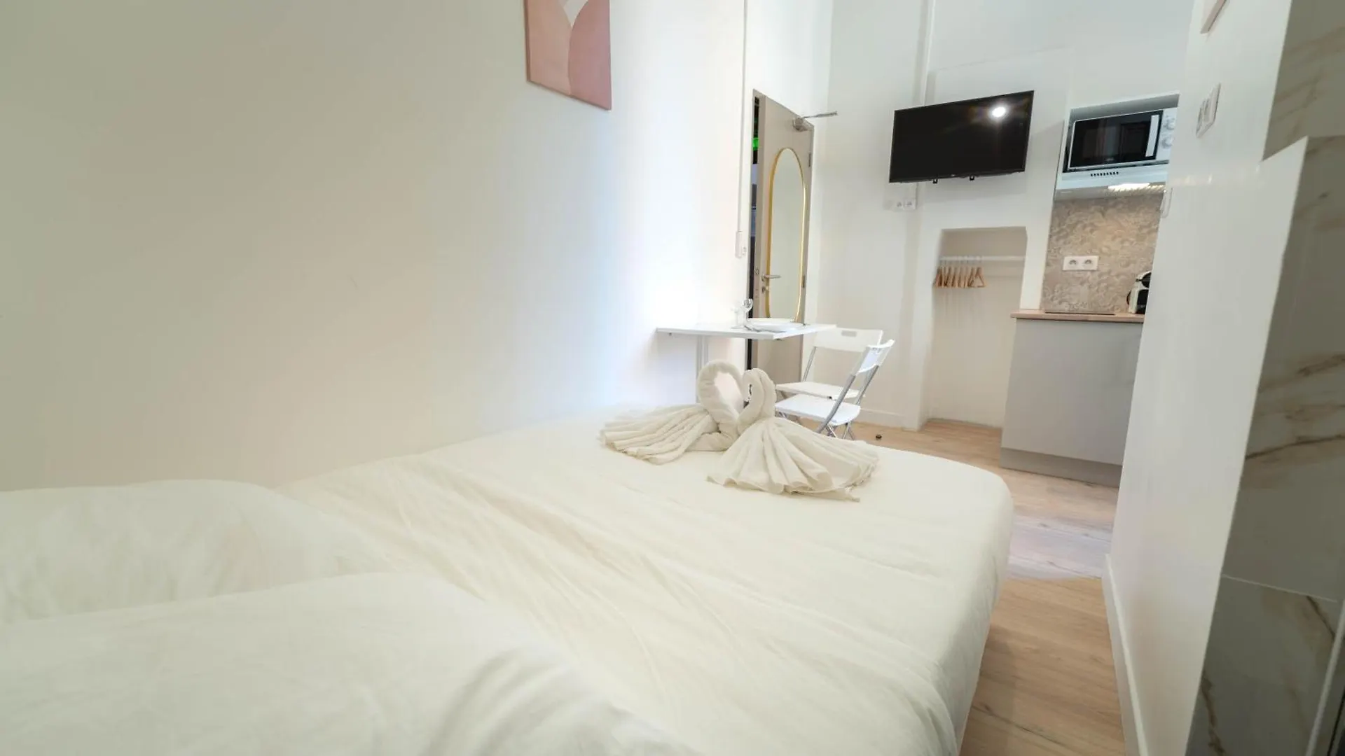 Hotel Les Orangers Nice 0*,